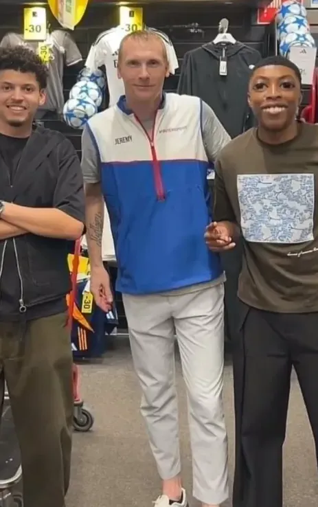 Jeremy Mathieu y su nuevo trabajo.