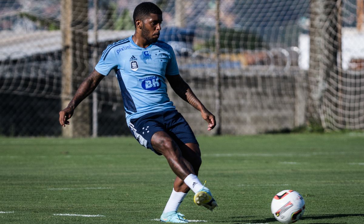 Wesley Gasolina, do Cruzeiro, sofre grave lesão no joelho e terá