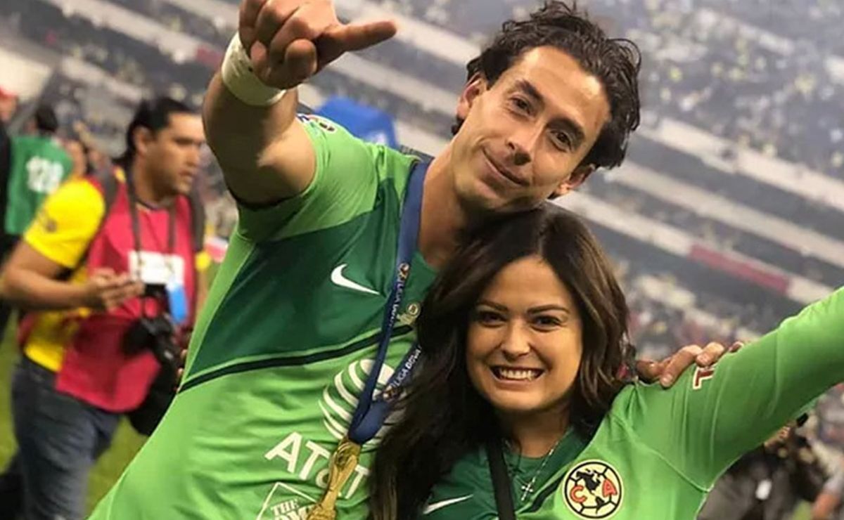 VIDEO: Óscar Jiménez y Mariana Echeverría se agarran a cachetadas en la