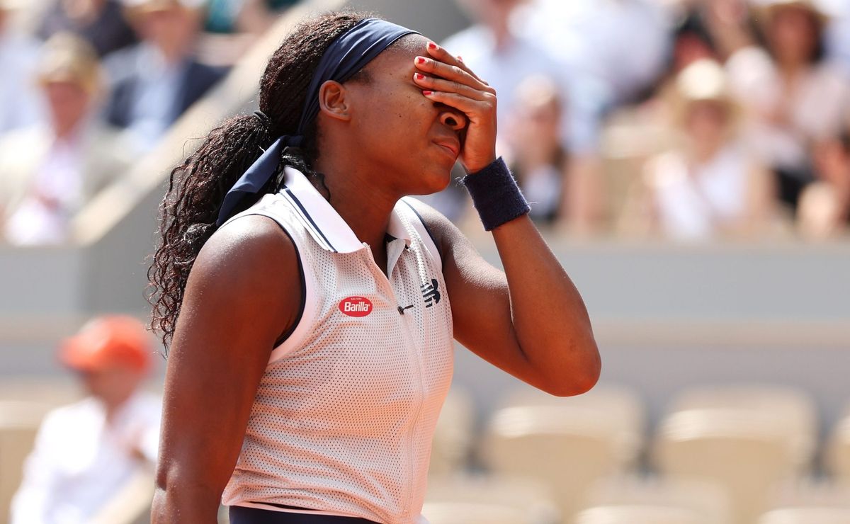 VÍDEO |  Coco Gauff chorou no meio da semifinal de Roland Garros contra Iga Swiatek: o motivo