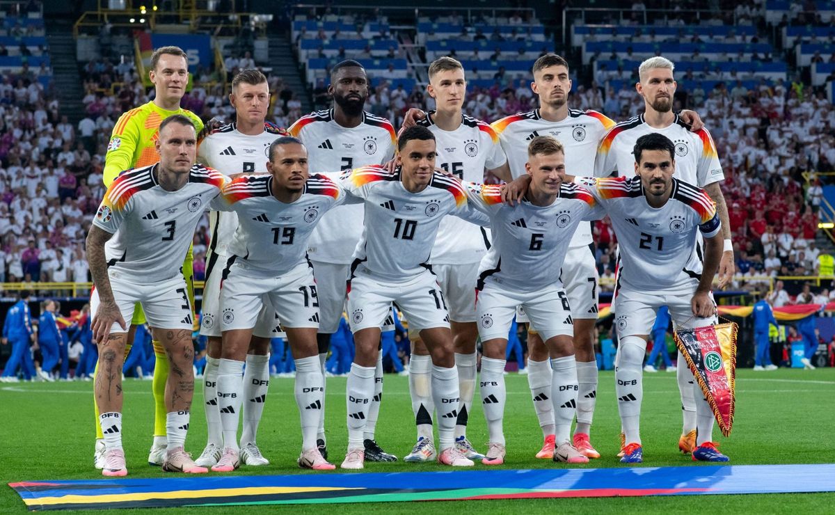 Sorpresa en Alemania fue titular todos los partidos, pero no juega