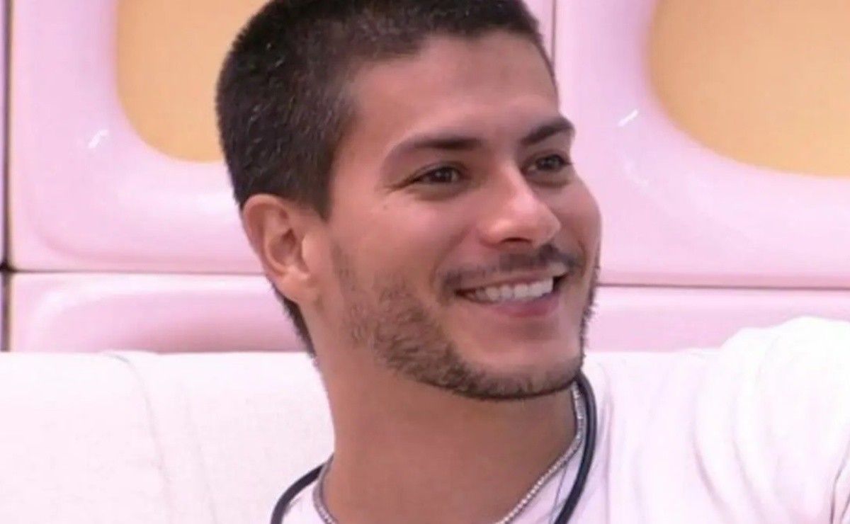 Arthur Aguiar é Campeão Do Bbb 22 Com 68 96 Dos Votos Ator é Primeiro