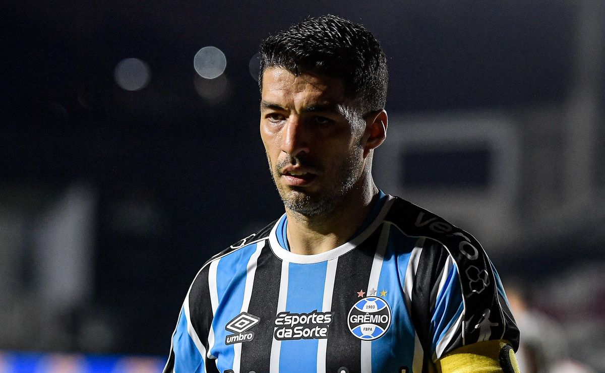Faz mais de um mês que isso não acontece: Momento de Suárez liga sinal de ALERTA no Grêmio