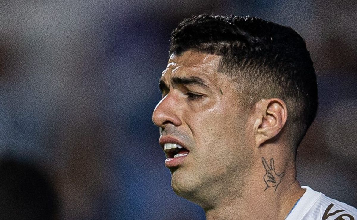 Isso aconteceu após toda a polêmica: Situação de Suárez azeda e bastidores preocupantes vazam no Grêmio