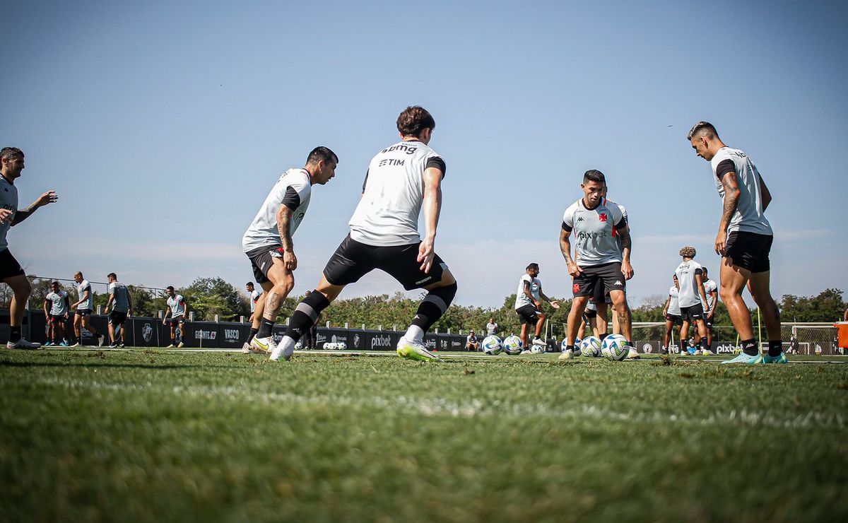 Vasco x Bragantino: veja os prováveis times pelo Campeonato Brasileiro -  Rádio Itatiaia