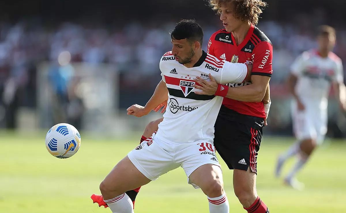 FLAMENGO x SÃO PAULO pelo Campeonato Brasileiro; Onde assistir AO VIVO, raio-x e mais