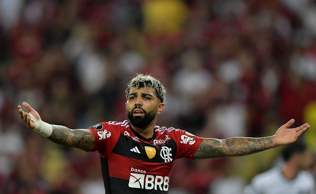 Flamengo toma virada pelo alto e perde para Olimpia