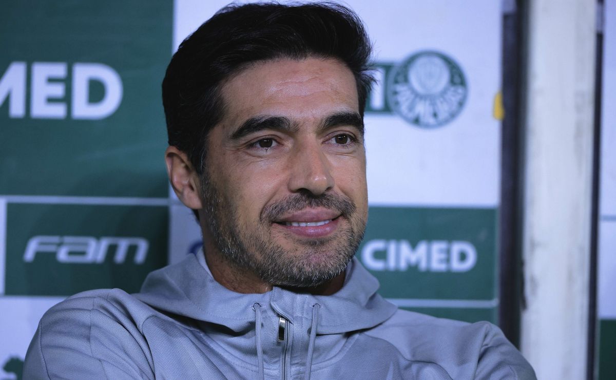 “Não faltou entrega e foco nas tarefas”; Abel Ferreira ficou satisfeito com a postura do time na vitória contra o Cruzeiro