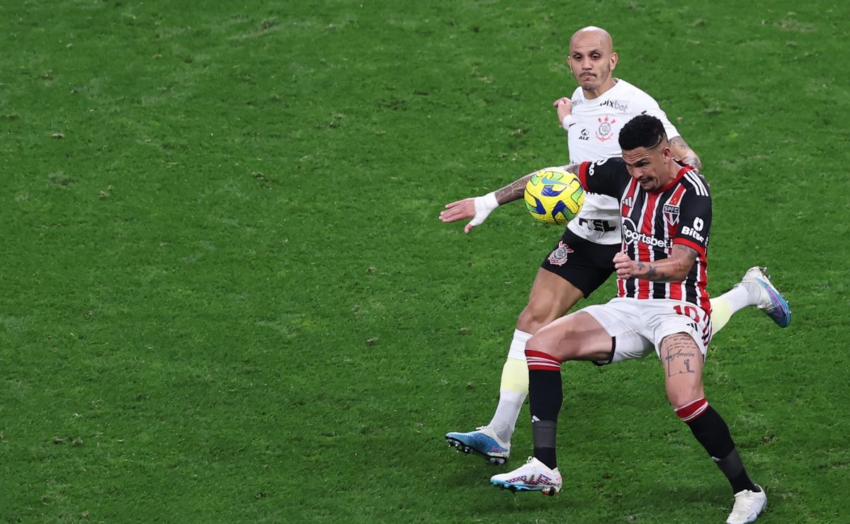 Rivais na Copa do Brasil, São Paulo leva larga vantagem contra o Palmeiras  em mata-matas