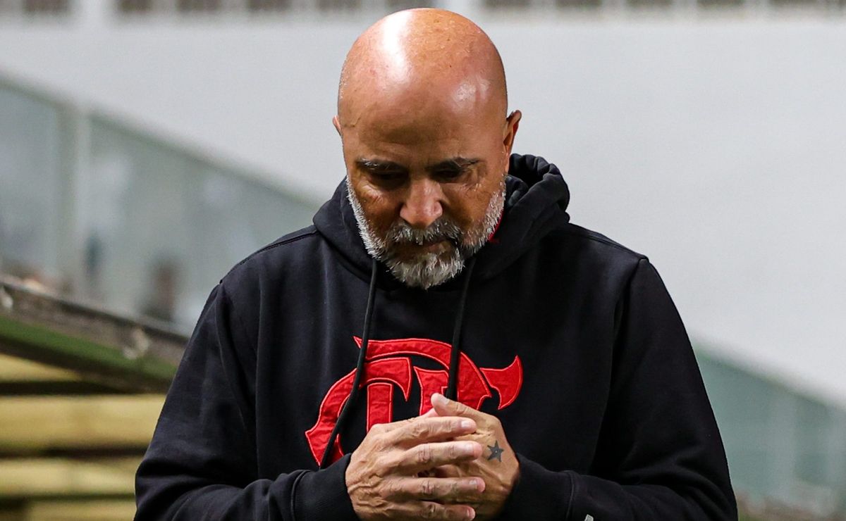 "Despedida de Sampaoli do Flamengo, isso aconteceu na madrugada"; Treinador choca todo mundo ao vivo e Nação enlouquece nas redes sociais