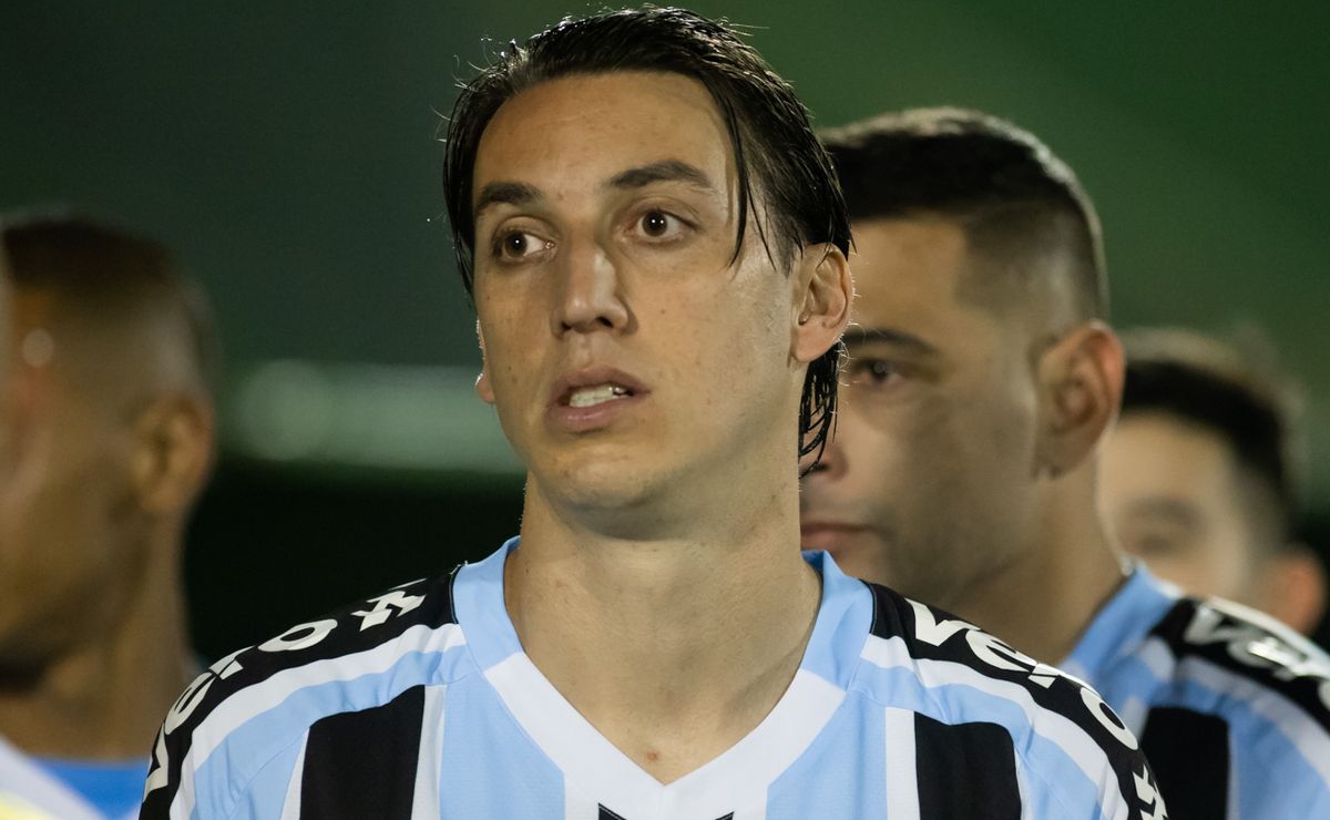 Suárez não deve ser o único a sair, Renato já sabe de tudo: Geromel e +9 jogadores têm contratos chegando ao fim com o Grêmio