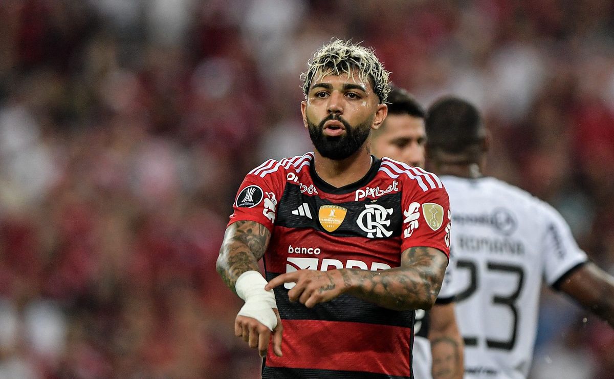 Escreveu carta e tudo: Gabigol manda RESPOSTA à Conmebol após reclamação na Libertadores