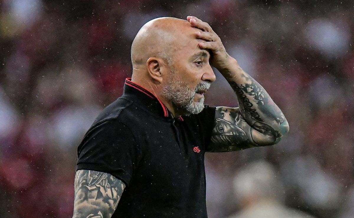 Mesmo com uma vitória pouco merecida, Sampaoli SE LIVRA de VERGONHA nos últimos minutos