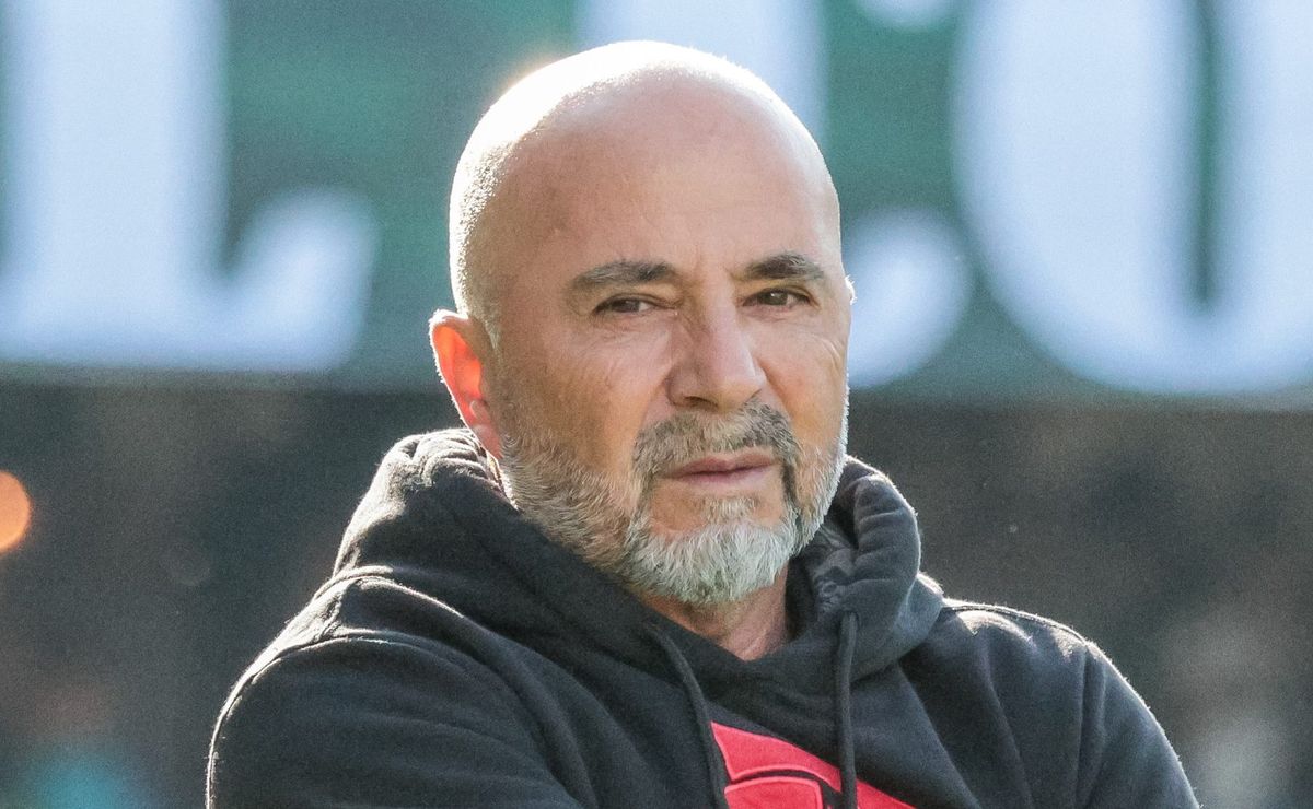 Sampaoli enlouqueceu, ele fez isso de novo, DEMISSÃO agora mesmo: Treinador argentino apronta + uma vez e revolta torcida do Flamengo