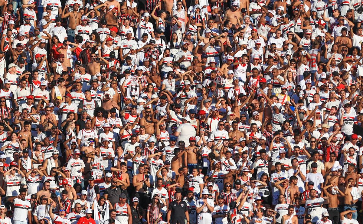 CAMAROTE STADIUM - SPFC x GRÊMIO é na Total Acesso.