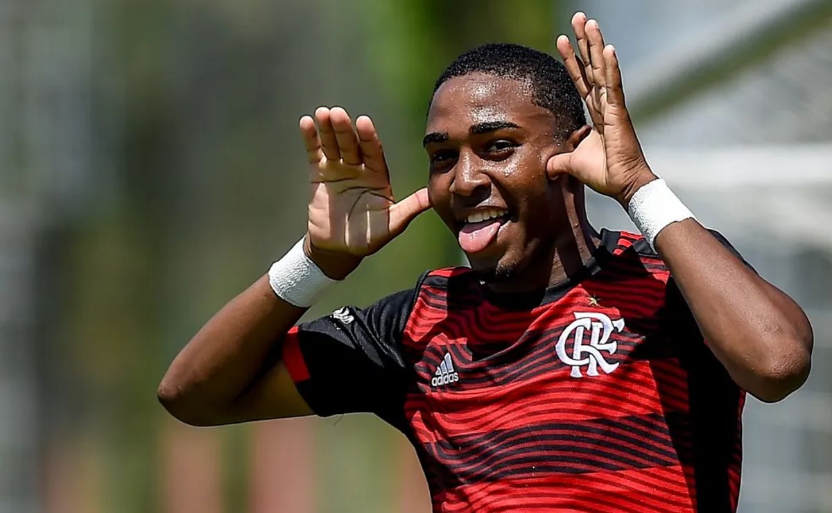 R$ 265 milhões, deu todos os detalhes: Lorran tem informação REVELADA por especialista e saída milionária do Flamengo é falada