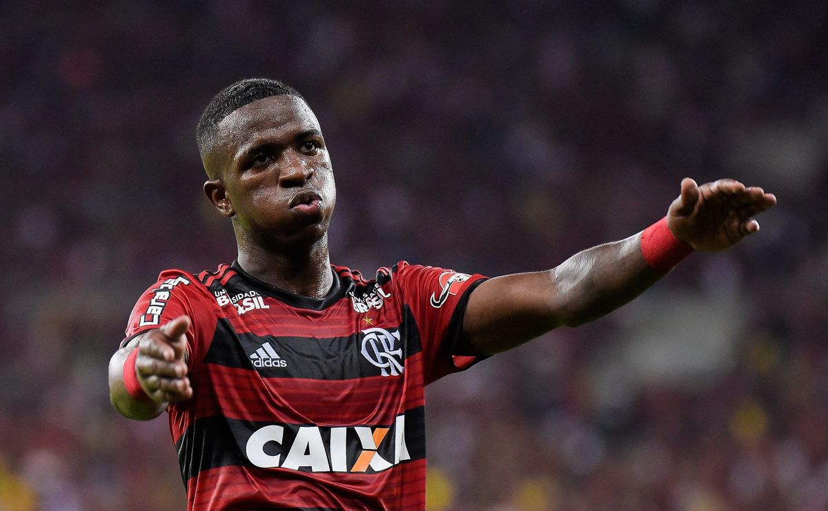 Fábrica de craques: Cria do Ninho chama atenção de gigantes da Europa e pode superar Vini Jr. em venda mais cara do Flamengo