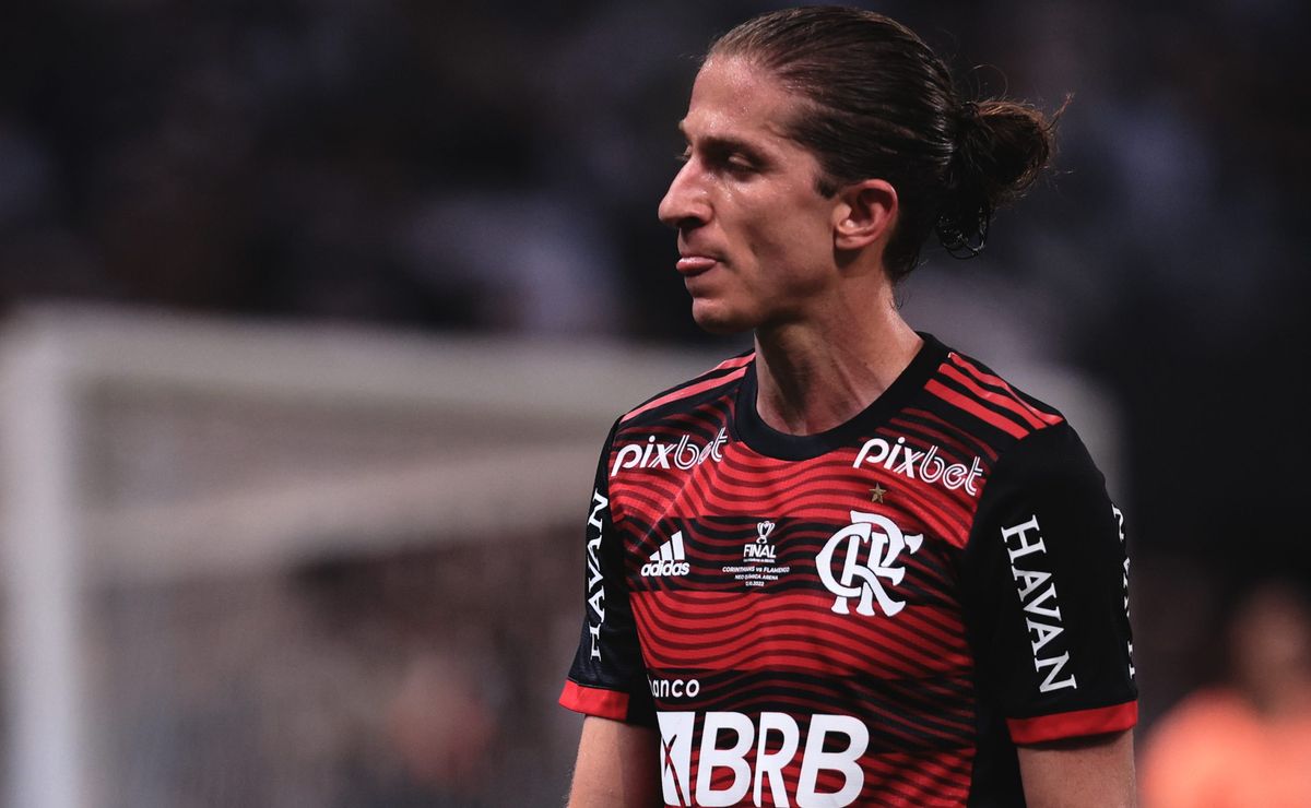 Para substituir Filipe Luís, de seleção e R$ 39 milhões: Flamengo decide de uma vez por todas sobre contratação de lateral que joga em SP