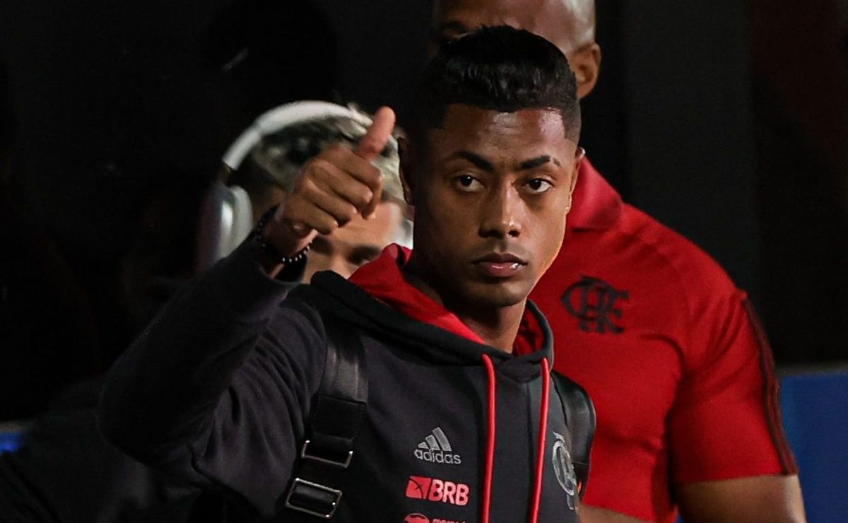 Recebeu ligação todo dia, simplesmente IGNOROU: Flamengo 'percebe' onde Bruno Henrique quer jogar em 2024