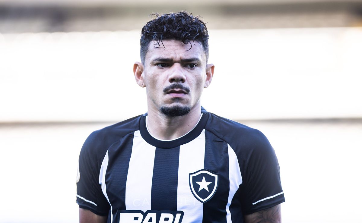 Atacante Lucas Cardoso deixa o Cuiabá e assina com o Botafogo