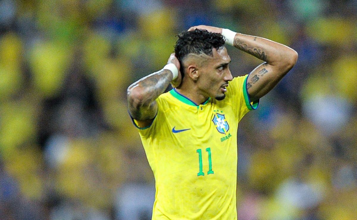 Brasil leva “olé” e volta a perder para o Uruguai depois de 22