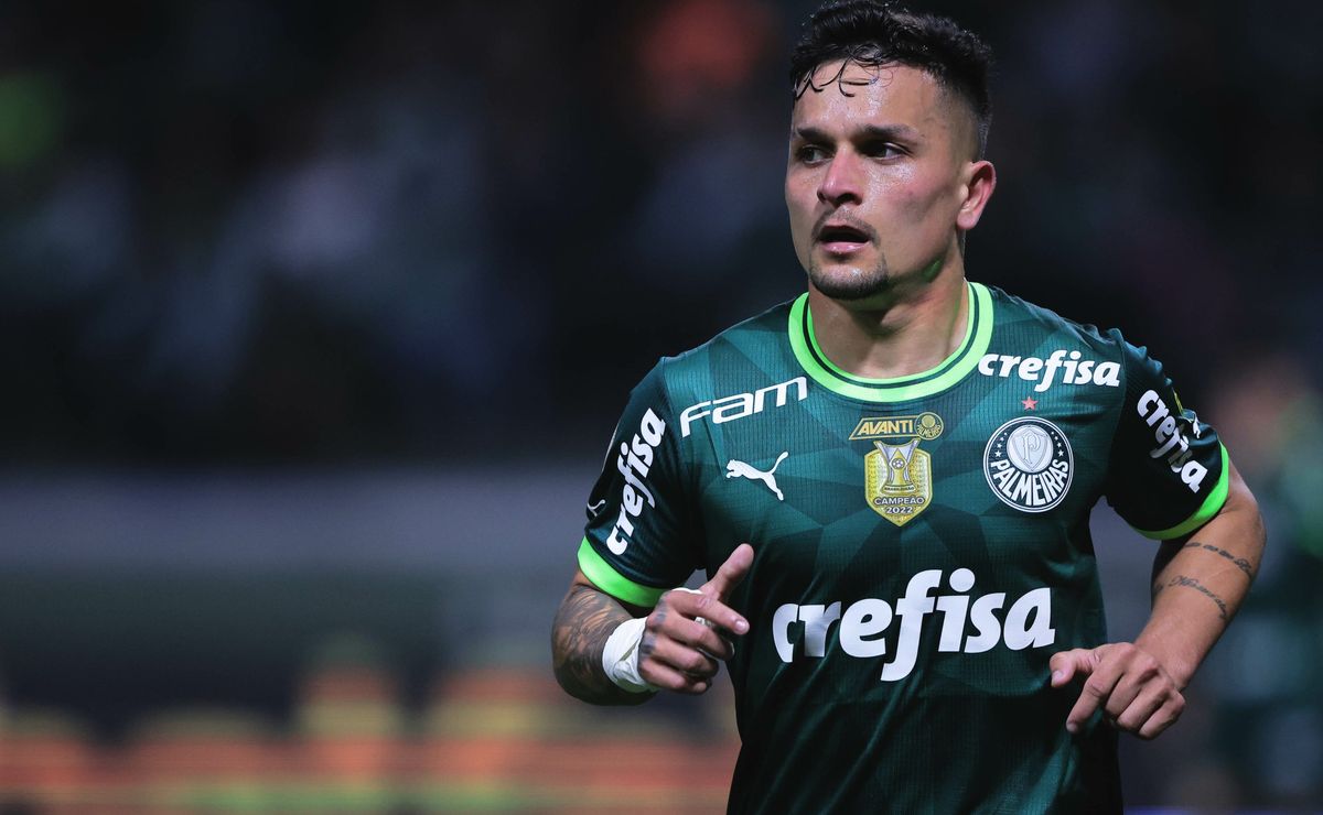 “Agora é jogo a jogo”; Artur revela bastidores do Palmeiras e comenta foco da equipe na luta pelo título do Brasileirão