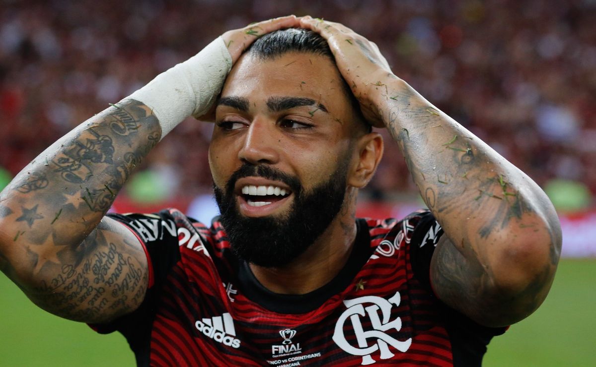 Gabigol se decide sobre seu futuro no Flamengo após não sair do banco de reservas no Fla x Flu