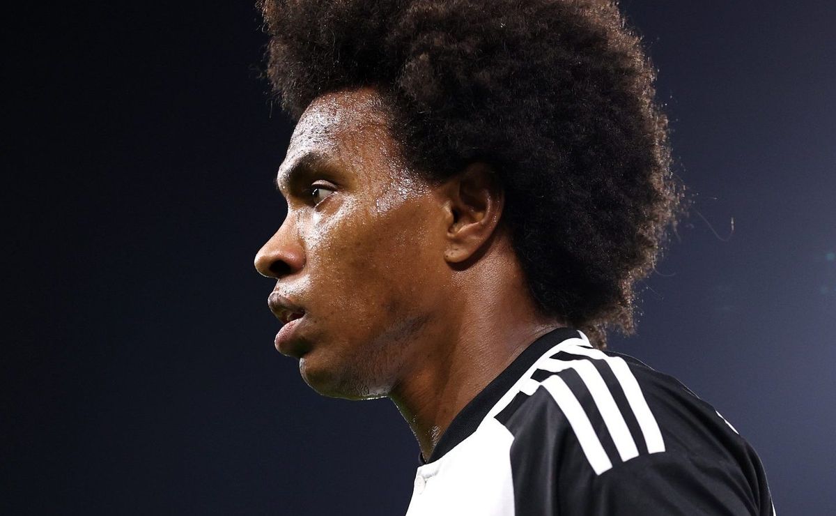 Willian, do Fulham, expõe vontade de amigo jogar no Flamengo: ‘Ele ama’