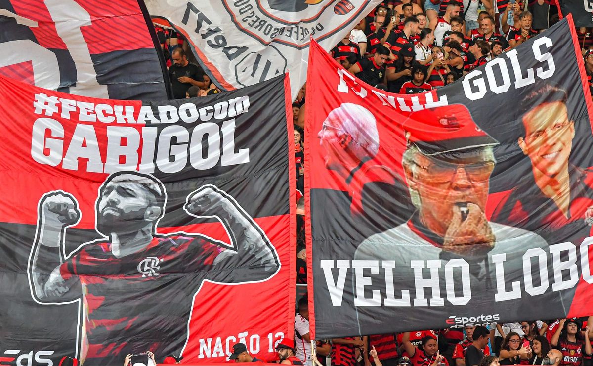 Decretaram no Maracanã: torcida do Flamengo pede “Fica Gabigol” e xinga Rodolfo Landim; Veja