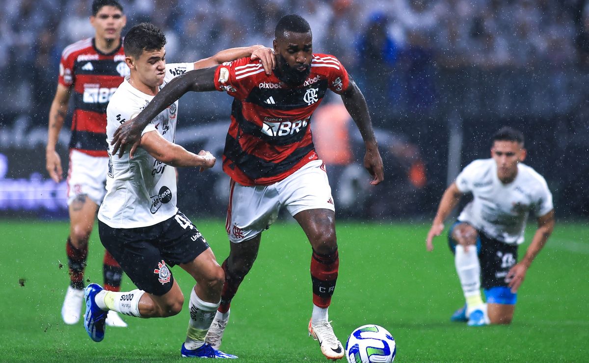 Flamengo e Corinthians: Saiba onde assistir, horário e prováveis escalações do jogo pelo Brasileirão