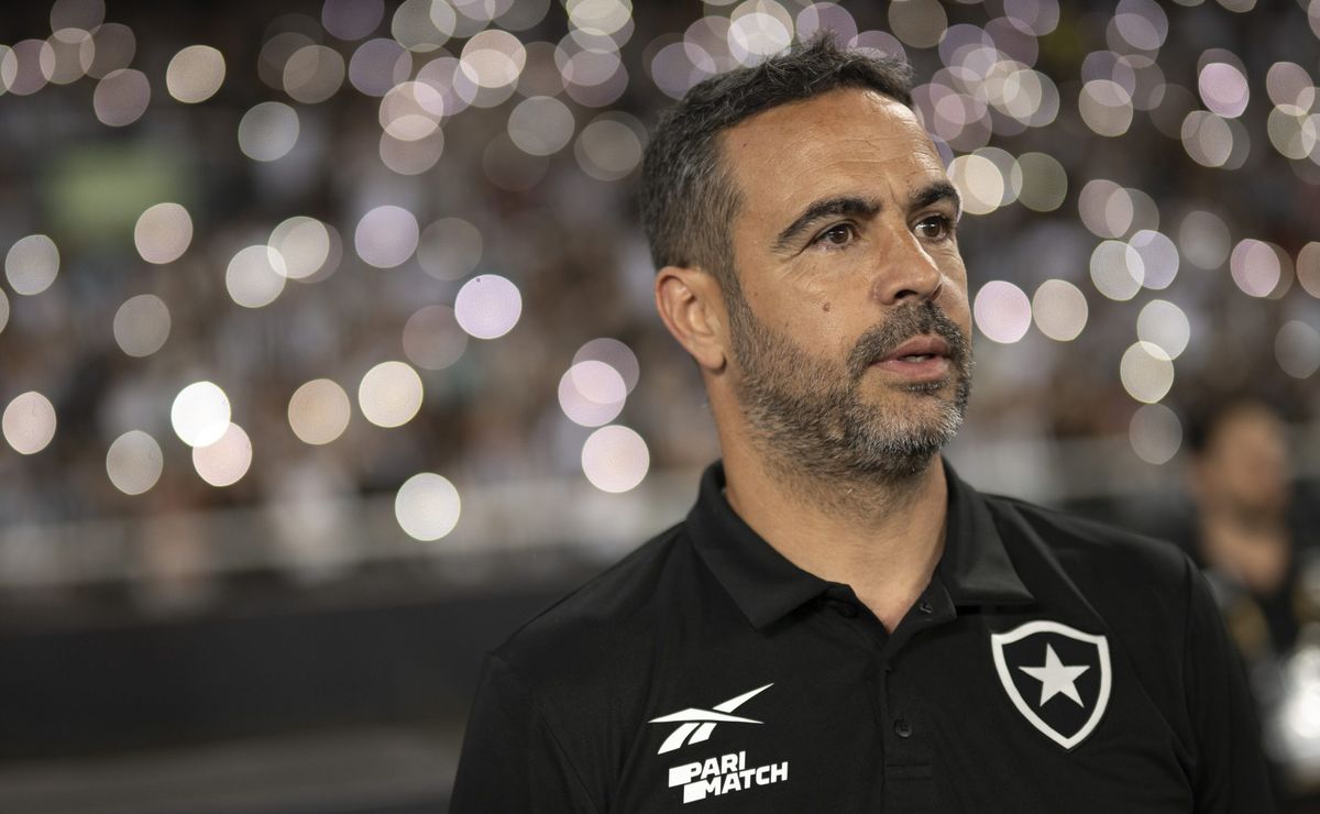 Artur Jorge ultrapassa o desempenho de Luís Castro nos primeiros 10 jogos como treinador do Botafogo