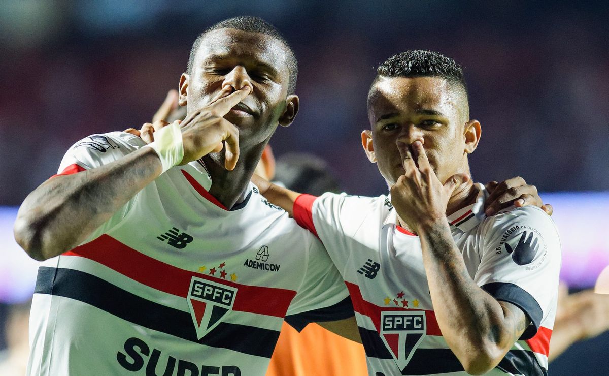 Fluminense abusa de erros na saída de bola e é derrotado pelo São Paulo no MorumBIS