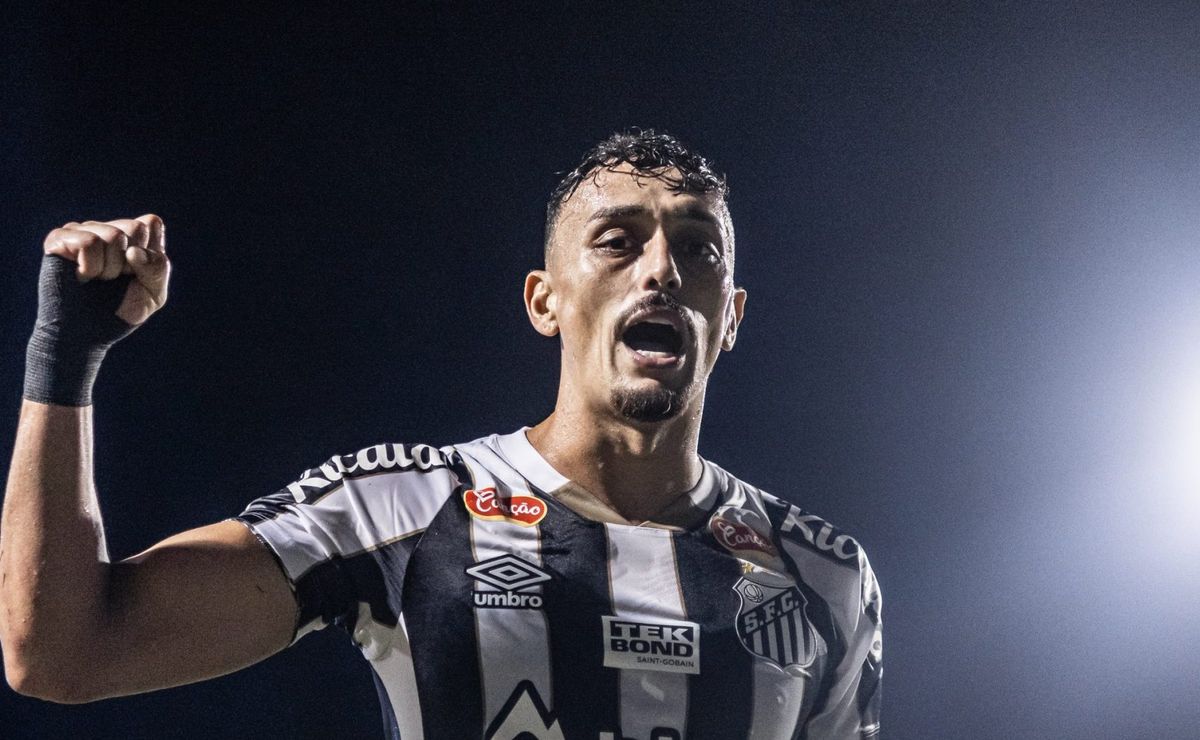 Pituca faz revelação sobre atuação do Santos contra a Ponte: “impusemos nosso ritmo”