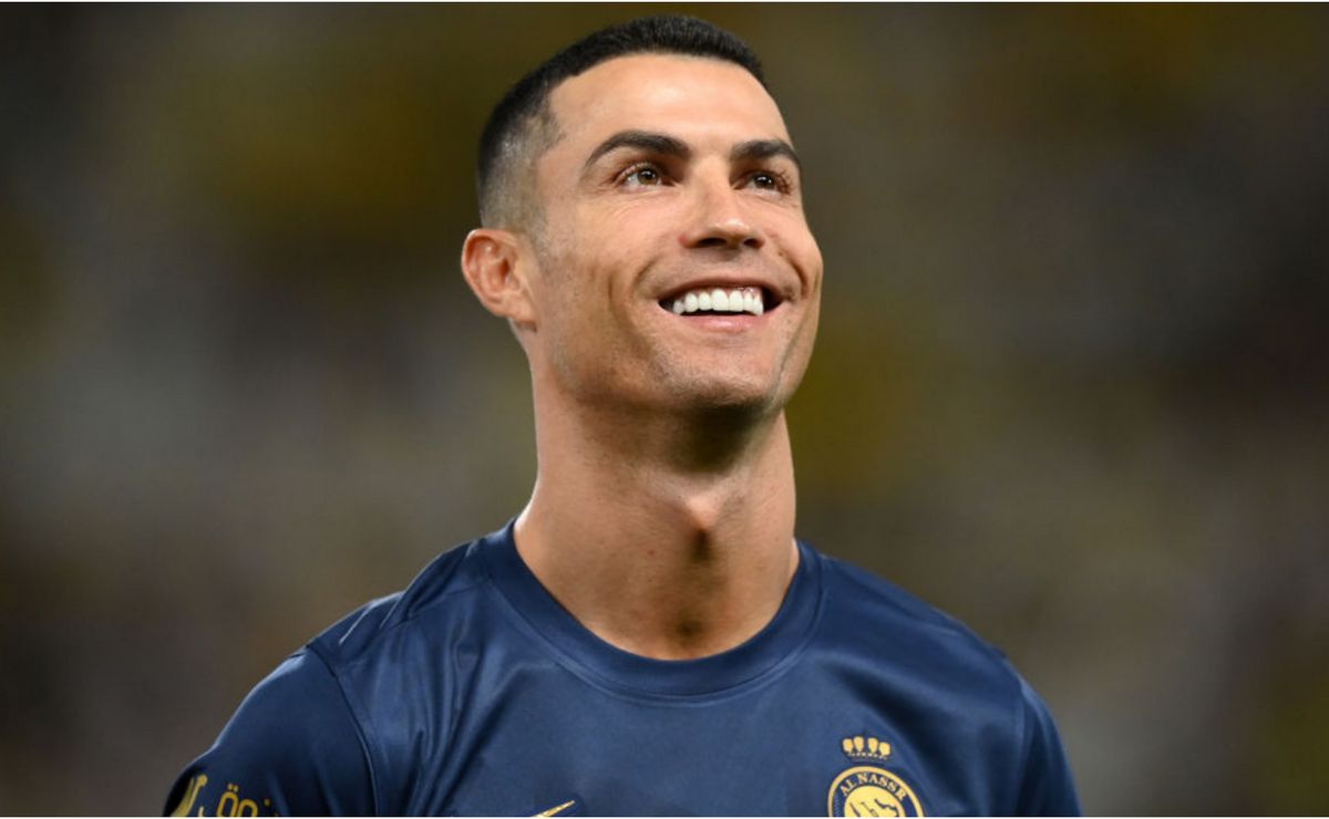Cristiano Ronaldo lidera lista dos 10 atletas mais bem pagos do mundo