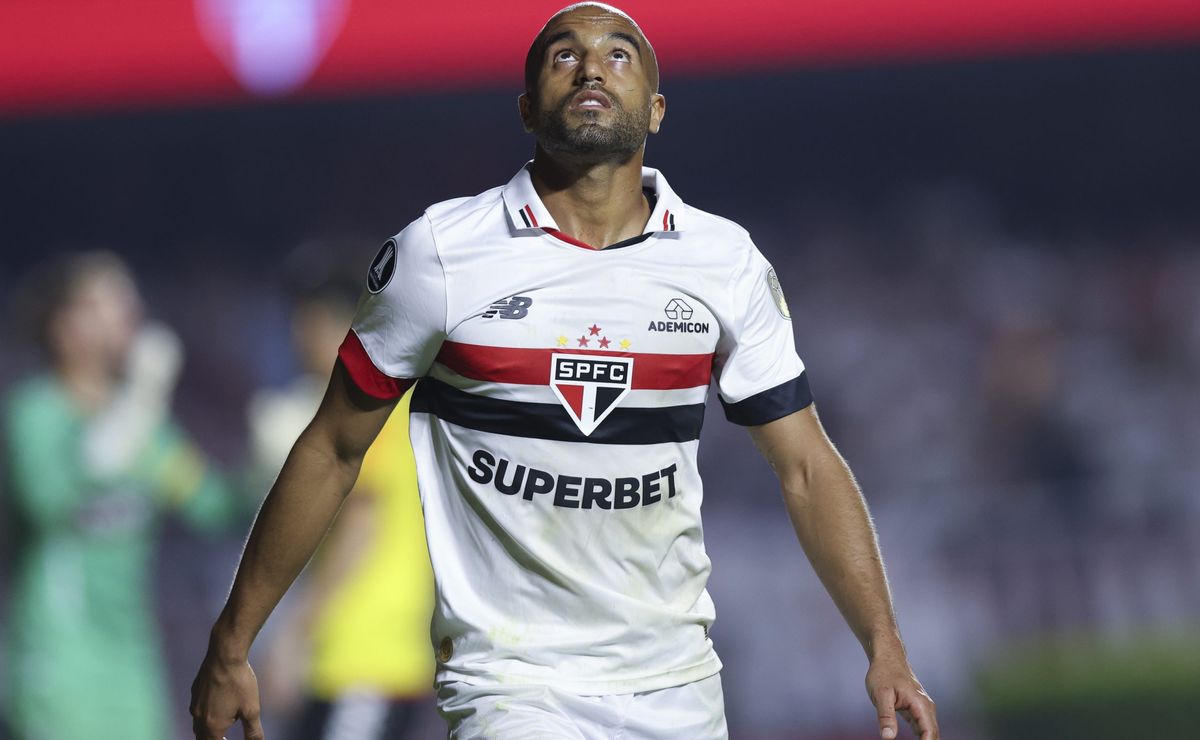 Lucas Moura vai bem em sua volta ao São Paulo e torcida elogia