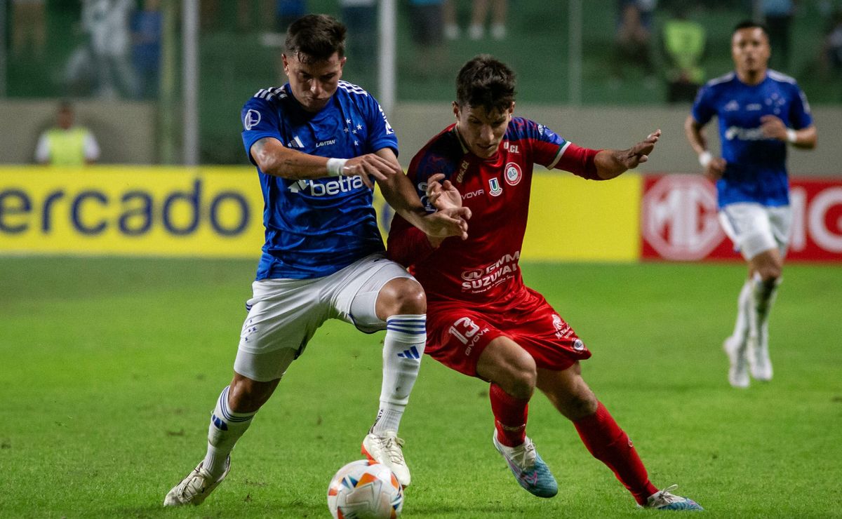 Cruzeiro vence Union La Calera e garante vaga na próxima fase da Sul-Americana; veja as atuações