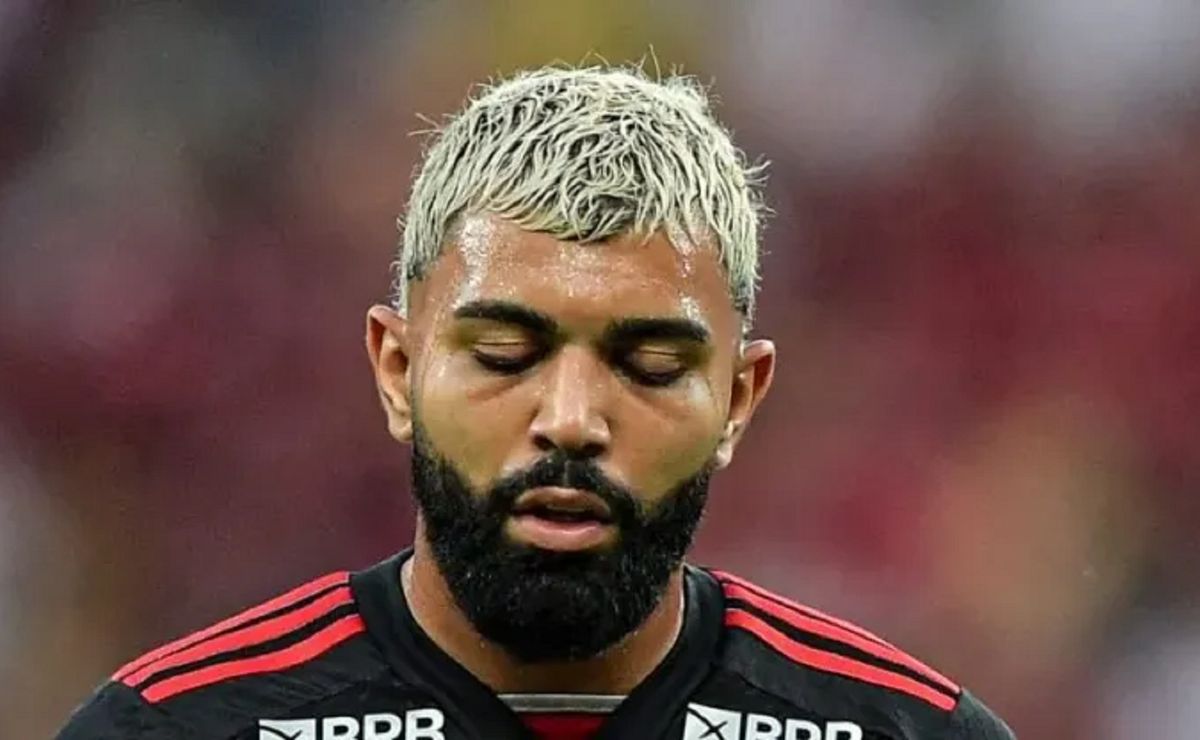 Opinião: Se autenticidade de foto for comprovada, Gabigol merece demissão sumária do Flamengo