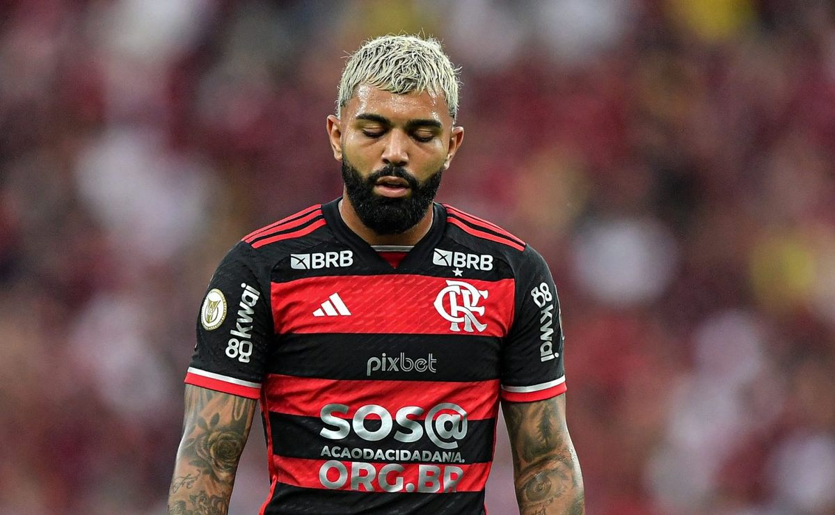 “Jamais vai apagar a história”: Gabigol se manifesta nas redes sociais após perder a camisa 10