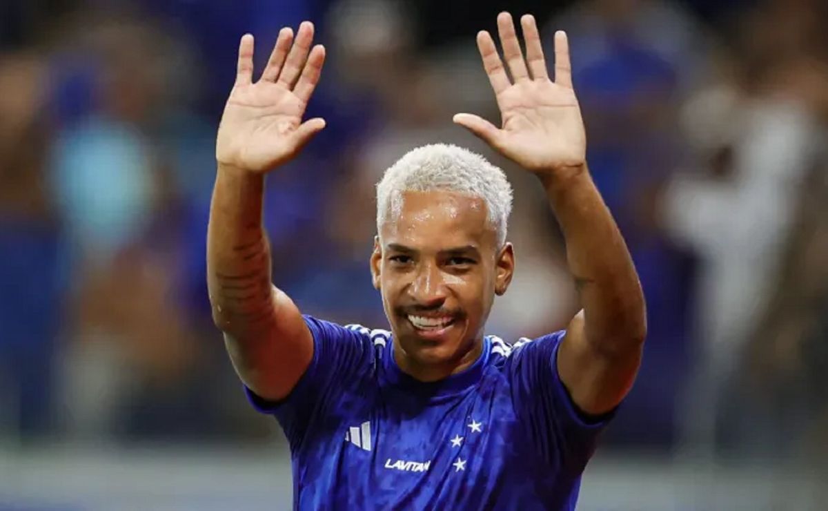 Matheus Pereira se torna artilheiro do Cruzeiro, mas confessa: “Gosto mais de dar assistências”