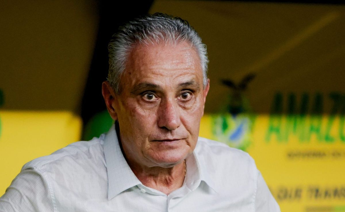 Contrato de 3 anos: São Paulo avança por Alex Sandro após saída de Tite.