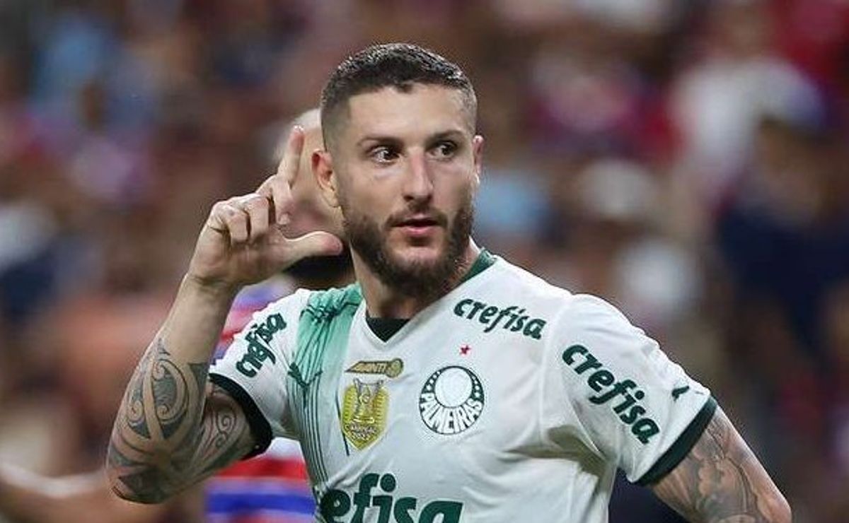 Zé Rafael debate com torcedores do Palmeiras nas redes sociais