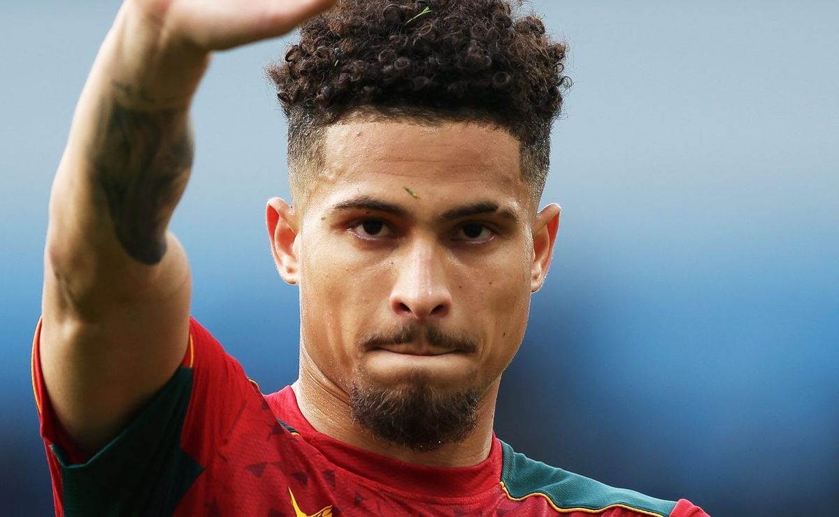 Transação de João Gomes rende R$ 50 milhões ao Flamengo na Premier League.