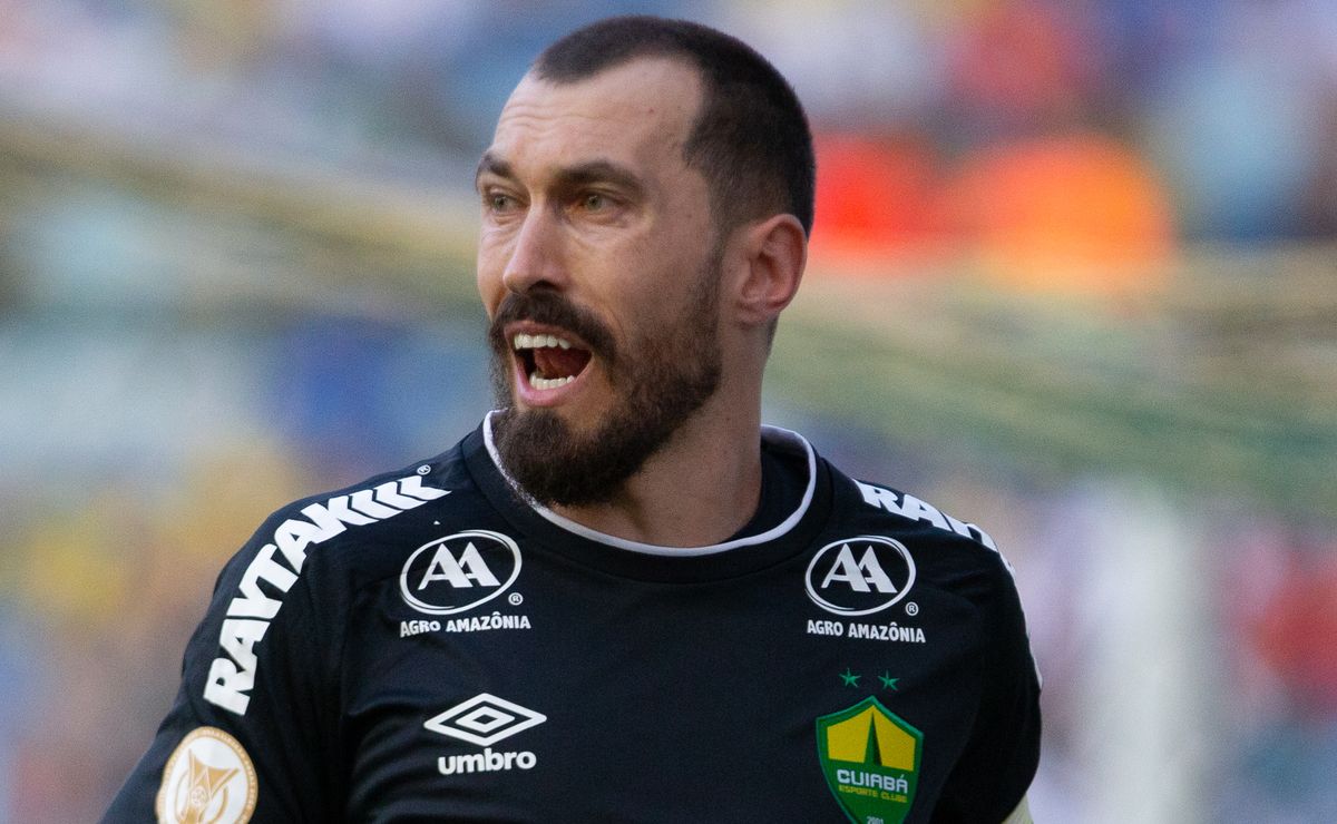 Corinthians define posição sobre possível retorno de Walter ao clube