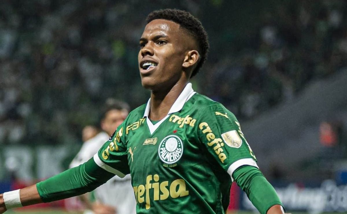 Estêvão analisa confronto entre Palmeiras e Vasco pela próxima rodada do Brasileirão.