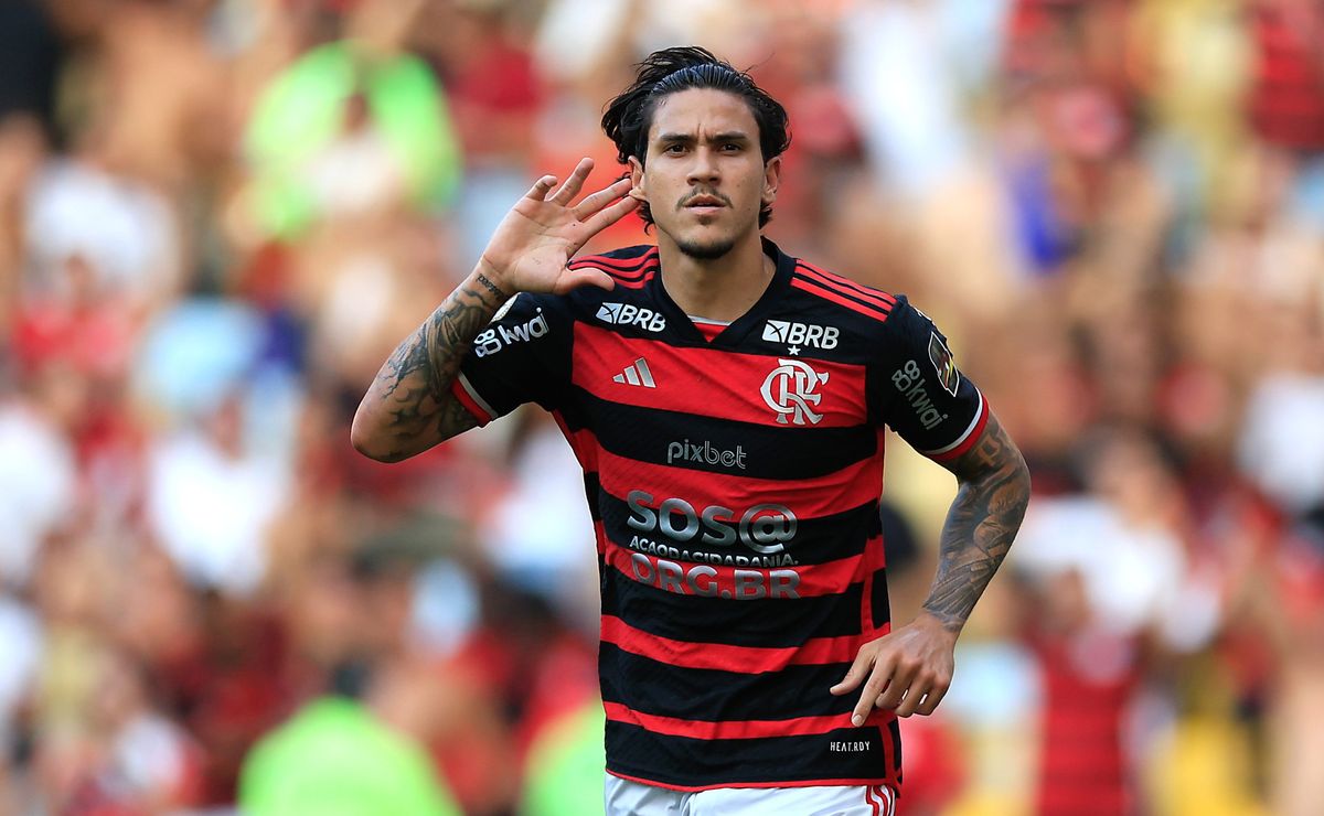 DIFÍCIL SEGURAR!! Flamengo recebe proposta milionária para vender atacante titular para Europa