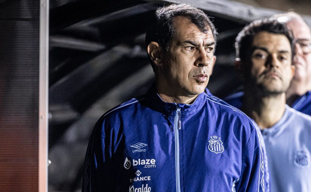 Demissão de Fábio Carille no Santos aumentaria chance de retorno ao Corinthians