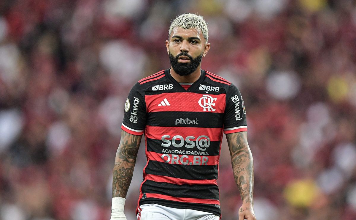 Gabigol substitui Pedro e treina como titular no Flamengo.