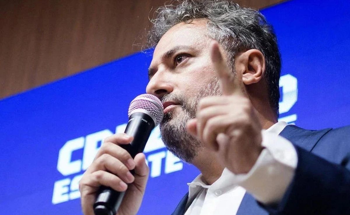 Dudu solicita permanência no Palmeiras e desaponta Alexandre Mattos no Cruzeiro