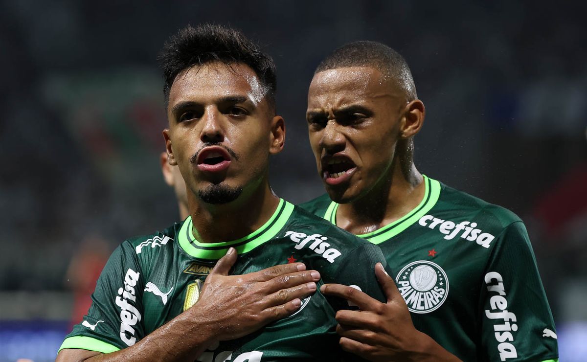 AUTORIZADO A SAIR? Reformulação no Palmeiras Abel autoriza busca de clube no exterior para jogador