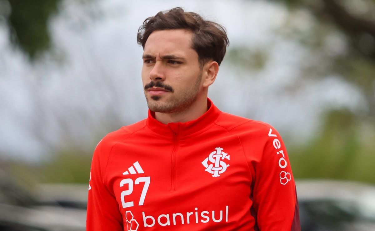 Valor de venda de Maurício ao Palmeiras reforçará caixa do Internacional.